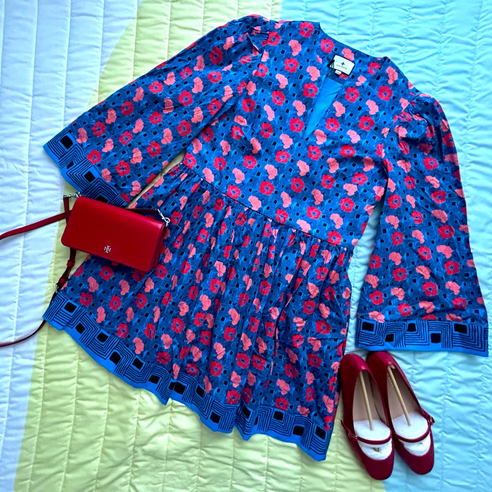 NEW Tuckernuck NYAP-12-D606-Blue and Red Izzy Dress Retro Floral Size Medium - Picture 3 of 6